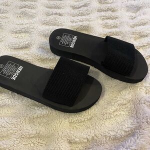 Platform slides